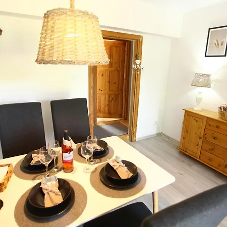 Apartment I Woda